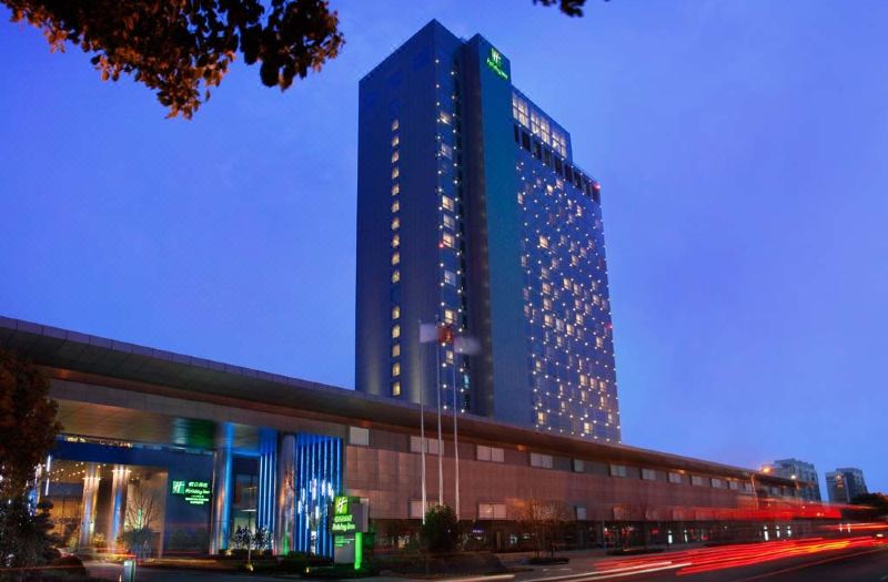 上海浦东康桥绿地假日酒店